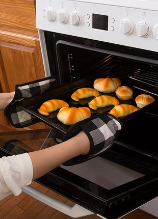 Joyhalo 4 Pack Pot Holders for Kitchen,Cotton Oven Holder with Great Heat Resistance,Non Slip Hot Pads for Kitchen Clearance,Black and White