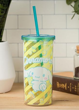 Silver Buffalo Sanrio Hello Kitty and Friends Cinnamoroll Lemons and Lemonade Plastic Cold Cup with Lid and Straw, 20 Ounces
