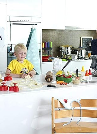 Kuhn Rikon Kinderkitchen Dog Knife Straight Blade, sharp enough to cut food but not small fingers, Orange