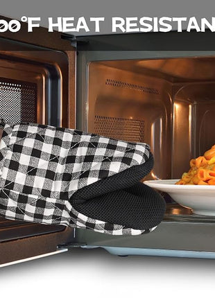 Oven Mitts and Pot Holders Set, Pack of 4, Heat Resistant Silicone Kitchen Mini Oven Mittens for 500 Degrees, Mini Oven Gloves and Hot Pads for Baking Grilling Barbecue Microwave Machine Washable