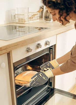 Oven Gloves, Heat Resistant 540 Degrees Grilling Gloves, Hot Surface Handler Non-Slip Silicone Oven Mitts with Fingers, BBQ Gloves for Cooking/Kitchen/Baking, Pack of 2