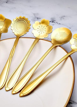 Chengu 8 Pieces Flower Coffee Tea Spoons Stainless Steel Sugar Spoons Tea Party Flower Fancy Tableware Set Stir Bar Creative Stirring Teaspoon, 8 Different Patterns(Gold)