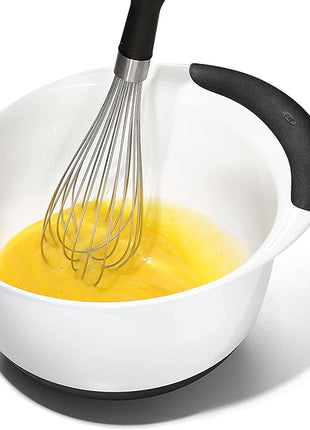 OXO Good Grips 3- Piece Plastic Mixing Bowl Set, 2500 ml,White/Black