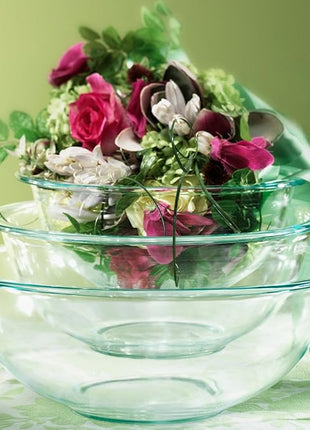 Pyrex 3 Piece Glass Mixing Bowl Set with 1, 1.5, 2.5 Quart Mixing Bowls for Kitchen, Baking, and Storage, Microwave, Freezer, and Dishwasher Safe , Proudly Made in the USA