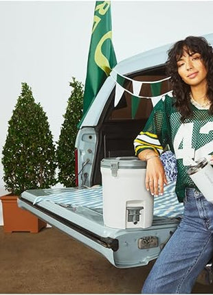 STANLEY Quencher ProTour Flip Straw Tumbler with Leakproof Lid | Built-In Straw & Handle | Cupholder Compatible for Travel | Insulated Stainless Steel Cup | BPA-Free