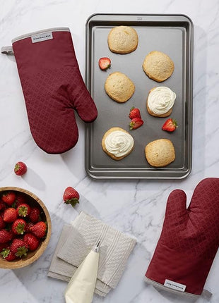 KitchenAid Asteroid Oven Mitt Set, 7"x12.5", Boysenberry Purple, 2 Piece