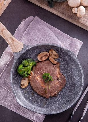 JEETEE 11 Inch Nonstick Frying Pan, Stone Coating Cookware, Nonstick Omelette Pan with Heat-Resistant Handle, Compatible with All Stoves (Grey)