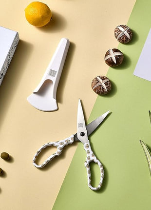 Linoroso Kitchen Scissors Heavy Duty Kitchen Shears with Magnetic Holder Made with Japanese Steel 4034, Multipurpose Ultra Sharp Cooking Scissors for Meat/Vegetables/BBQ/Herbs/Pizza (Graphic,Chick)