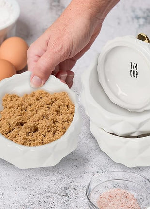 Set of 4 Decorative Pineapple Shaped Stackable Ceramic Kitchen Measuring Cups in 4 Assorted Sizes