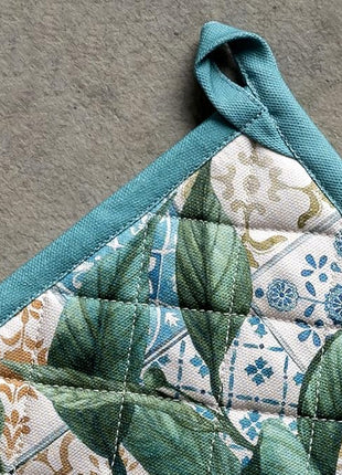 Maison d' Hermine Pot Holders 100% Cotton Heat Resistant Potholders 8" x 8" Hot Pads with Loop BBQ, Cooking, Baking, Grilling, Kitchen, Handling Hot Pans Spring/Summer (Pack of 1, Agrume)