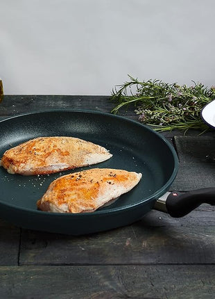 Swiss Diamond 12.5 Inch Frying Pan Nonstick Diamond Frying Pan, Aluminum Coated Skillet, Dishwasher Safe and Oven Safe Fry Pans with Stainless Steel Handle, Grey