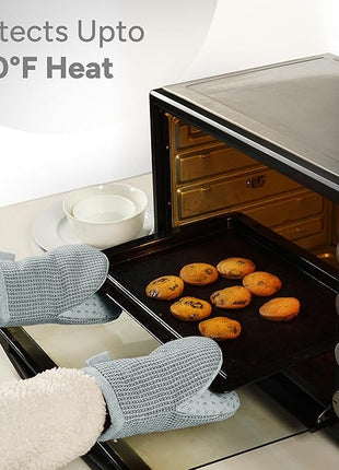Casa Platino Heat Resistant Oven Mitts & Potholders, 4-Piece – Oven Mitts and Pot Holders Sets for Baking, Grilling & Microwave – Withstands Heat Up to 500°F, Non-Slip, Machine Washable – Grey