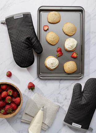KitchenAid Asteroid Oven Mitt Set, 7"x12.5", Black, 2 Piece