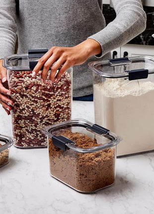 Rubbermaid Brilliance BPA-Free Food Storage Containers with Lids Airtight Kitchen and Pantry Organization Set Includes 3 Containers and Scoops Clear 16 cups