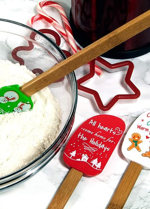 3 Piece Christmas Silicone Spatula Set with lovely bow and gift card. Easy clean, durable, high temperature and stain resistant with bamboo handles.