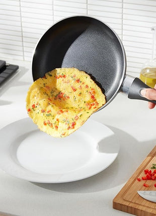 Amazon Basics Non Stick Kitchen Cookware 8-Piece Set, Non-Induction, Includes Pots and Pans, Black