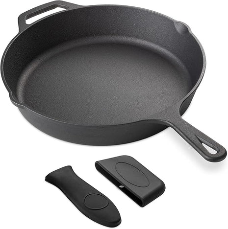 Navaris Cast Iron Skillet - 12 inch Cast Iron Pan - Seasoned Cookware for Frying, Cooking, Oven, Stove Top, Camping - Includes Silicone Handle Covers