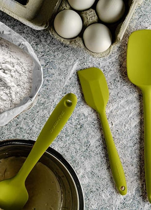 OVENTE Silicone Spatula Set of 5, Food Grade Rubber Spatula with High Heat Resistant, BPA-Free and Dishwasher Safe, Nonstick Kitchen Utensils for Baking, Cooking and Mixing, Green SP12305G