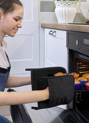 2 PCS Gray Pot Holders Sets for Kitchen Heat Resistant Oven Hot Pads with Pockets Non Slip Soft Grip Potholders for Baking Cooking 8"x8.5"