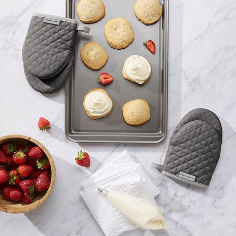 KitchenAid Asteroid Mini Oven Mitt Set, 5.5"x8", Charcoal Grey, 2 Piece