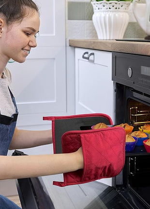 Cotton and Neoprene Oven Pads Pot Holders with Pocket 8"x8.5" Dual-Function Hot Pad Set for Finger Hand Wrist Protection Heat Resistant to 428°F Red