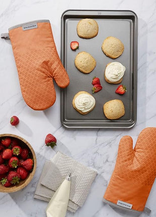 KitchenAid Asteroid Oven Mitt Set, 7"x12.5", Honey Orange, 2 Piece