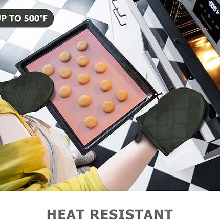 1 Pair Short Oven Mitts, Heat Resistant Silicone Kitchen Mini Oven Mitts for 500 Degrees, Non-Slip Grip Surfaces and Hanging Loop Gloves, Baking Grilling Barbecue Microwave Machine Washable (Gray)
