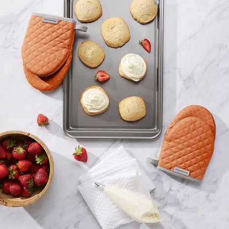 KitchenAid Asteroid Mini Oven Mitt Set, 5.5"x8", Honey Orange, 2 Piece