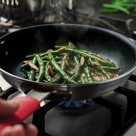 Tramontina Professional 10-Inch Ceramic Non Stick Frying Pan, Heavy-Gauge Aluminum Skillet with Nonstick Coating, Dishwasher and Oven Safe, Black