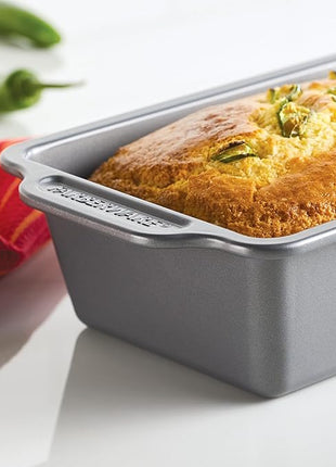 Farberware Bakeware Nonstick Baking Pans with Baking Sheets, Cake Pans, Meatloaf/Bread Pan, and Muffin Pan, 7 Piece Bakeware Set - Gray