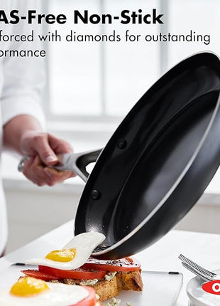 OXO Agility Series 10 Piece Cookware Pots and Pans Set, Ceramic Nonstick PFAS-Free, Induction, Skillets,Saucepans,Lids,Even Heating,Stainless Steel Handles,Chip-Free Rims,Dishwasher & Oven Safe,Black