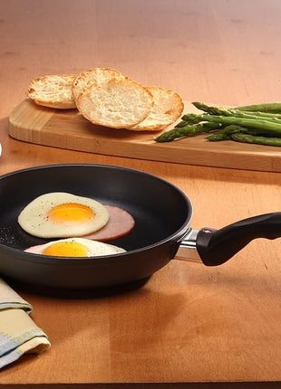 Swiss Diamond 8 Inch Frying Pan Nonstick Diamond Frying Pan, Aluminum Coated Skillet, Dishwasher Safe and Oven Safe Fry Pans with Ergonomic Handle