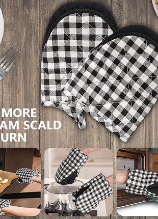 Qulable 1 Pair Short Oven Mitts - Silicone Kitchen Oven Gloves High Heat Resistant 500℉, Mini Oven Mits with Non-Slip Grip Surfaces and Hanging Loop for BBQ, Baking, Cooking and Grilling