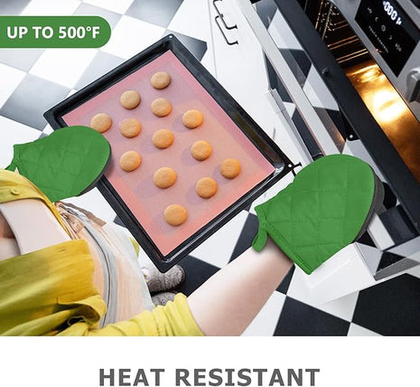 1 Pair Short Oven Mitts - Silicone Kitchen Oven Gloves High Heat Resistant 500℉, Mini Oven Mits with Non-Slip Grip Surfaces and Hanging Loop for BBQ, Baking, Cooking and Grilling (Green)