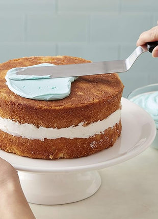 Wilton 9 Inch Frosting Spatula with A Stainless Steel Angled Spatula And Ergonomic Handle, Black Baking Spatula