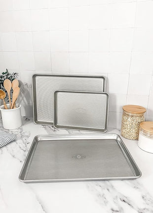 USA Pan Nonstick Half Sheet Pan and Quarter Sheet Pan, Set of 2, Aluminized Steel