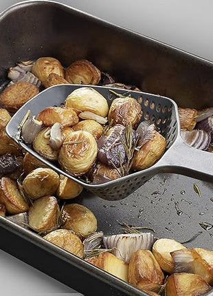 Joseph Joseph Scoop Plus Colander, Spoon Drainer/Strainer, Scoop, Drain and Serve, heat resistant up to 200°C (392°F), Dishwasher safe, Large, Black