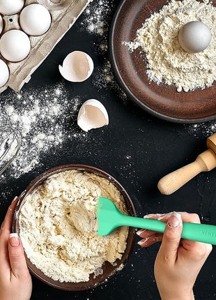 Silicone Spatula 3-piece Set, Ergonomic Handle High Heat-Resistant Spatulas, Non-stick Rubber Spatulas with Stainless Steel Core, Macaron Green