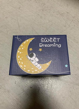 Kawaii Astronaut Cup Space Embossed Planet Mug, Cute Ceramic Coffee Mug, Novelty Mug with Lid and Spoon for Coffee, Tea, Milk, Aesthetic Room Decor Funny Gift for Girl Boy Women((Pink)