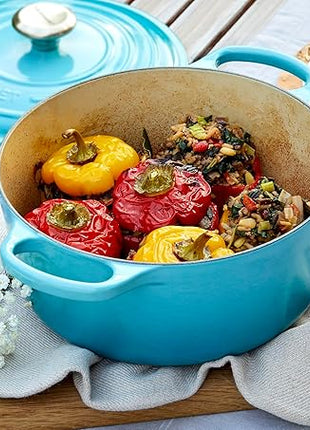 Le Creuset Enameled Cast Iron Signature Round Dutch Oven, 7.25 qt., Caribbean