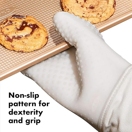 OXO Good Grips Silicone Oven Mitt, Oat