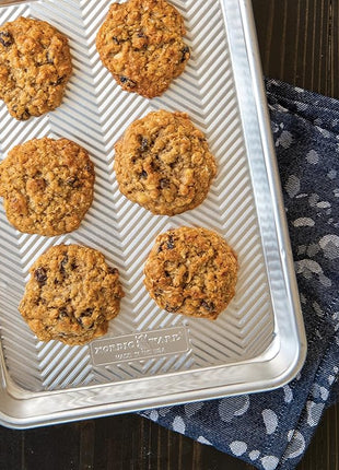 Nordic Ware Prism Baking Quarter Sheet, Natural