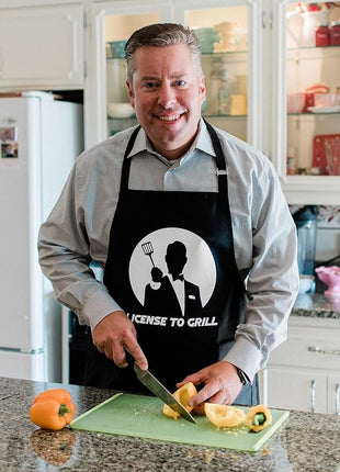 ApronMen - Funny Apron For Men - BBQ Gifts for Men & Unique Gifts for Fathers - Mens Aprons for Grilling