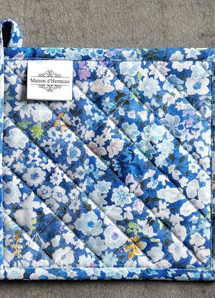 Maison d' Hermine Pot Holders 100% Cotton Heat Resistant Potholders 8" x 8" Hot Pads with Loop BBQ, Cooking, Baking, Grilling, Kitchen, Handling Hot Pans Spring/Summer (Pack of 1, Summer Blues)