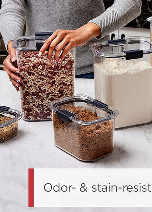 Rubbermaid Brilliance BPA-Free Food Storage Containers with Lids Airtight Kitchen and Pantry Organization Set Includes 3 Containers and Scoops Clear 16 cups