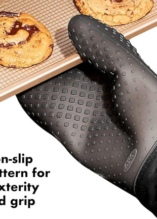 OXO Good Grips Silicone Oven Mitt - Black