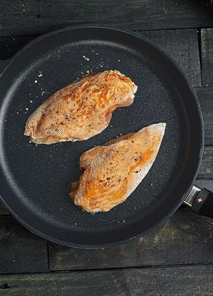 Swiss Diamond Frying Pans Nonstick with Lid, Features Stainless Steel Handle, Nonstick Diamond Coated Aluminum Skillets and Oven Safe Frying Pans with Lids, Cover Included, 12.5 Inch