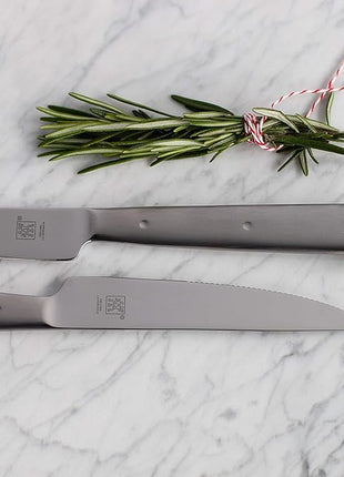 ZWILLING Porterhouse Razor-Sharp Steak Knife Set of 8 with Black Presentation Case, Gift Set