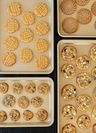 Nordic Ware Naturals Aluminum NonStick Jelly Roll Baking Sheet